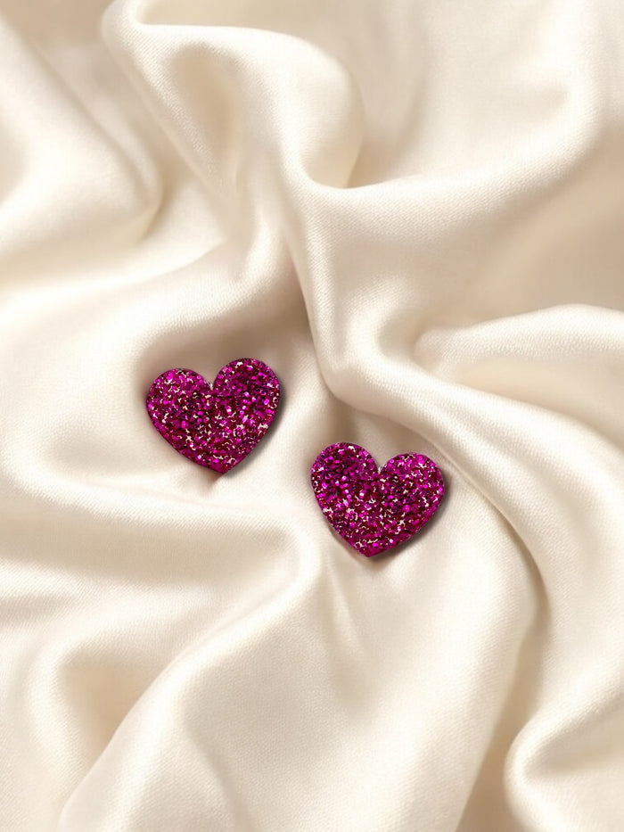 1.5cm Heart Studs Pink Glitter