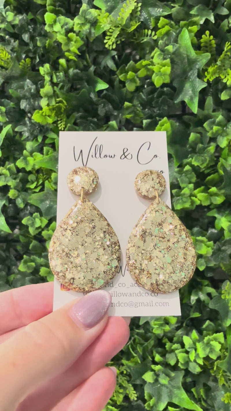 Large Dangle Luminous Gold