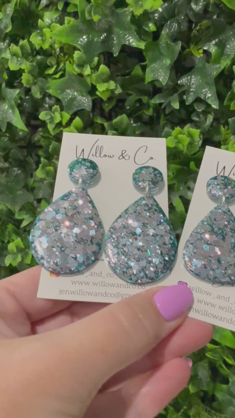 MIDI Teardrop Dangle Sea Foam Glow