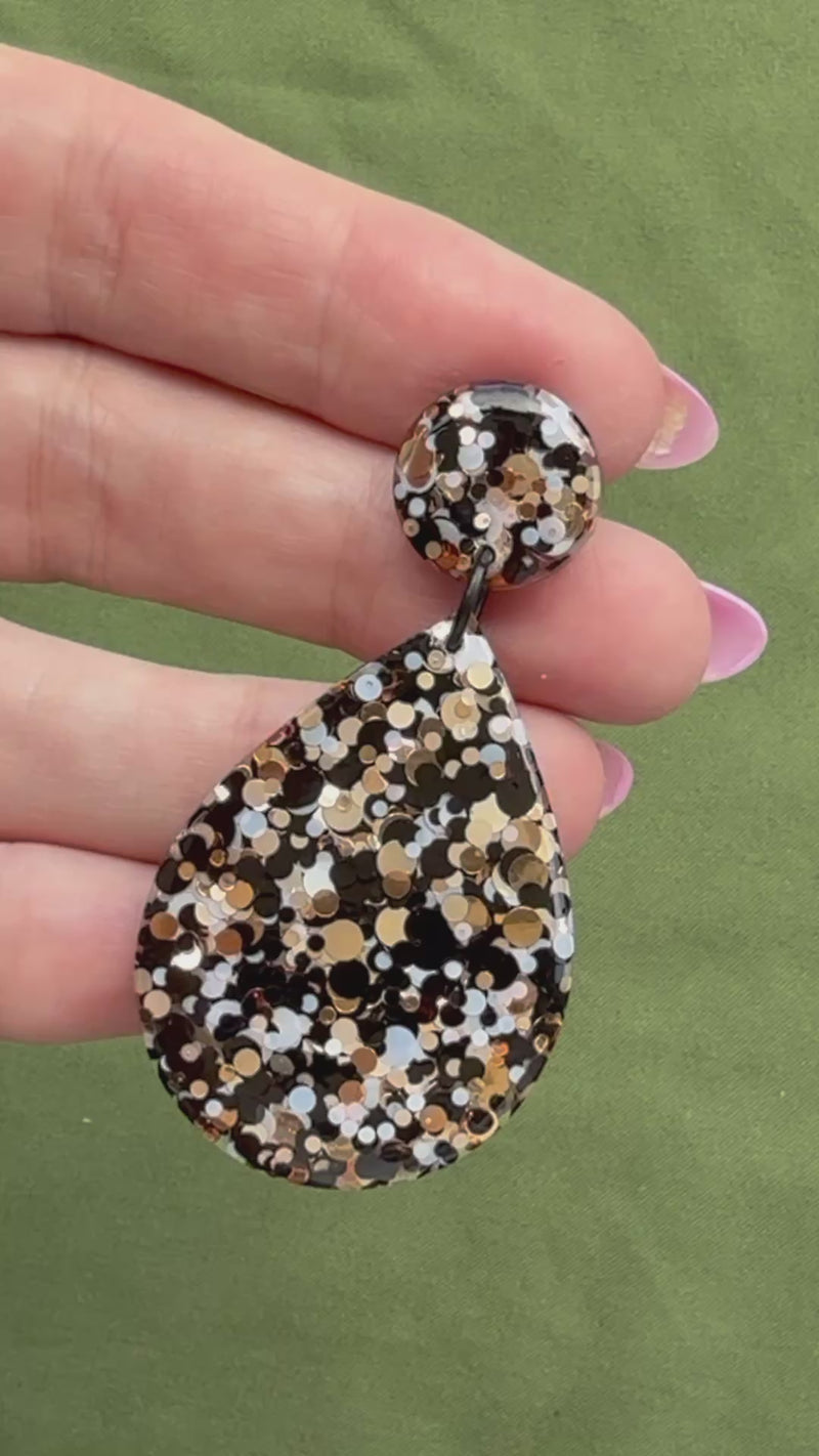 Large Dangle Luxe Leopard