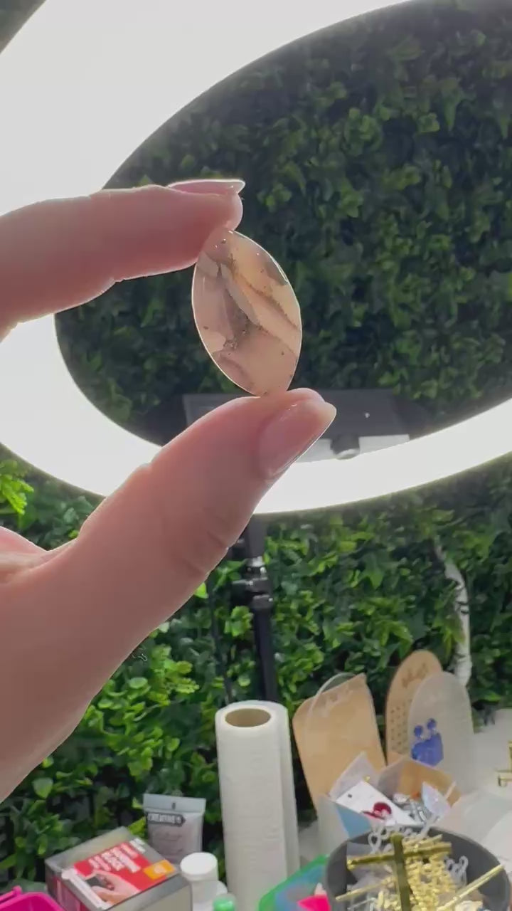 MIDI Dangle Smokey Sandstone