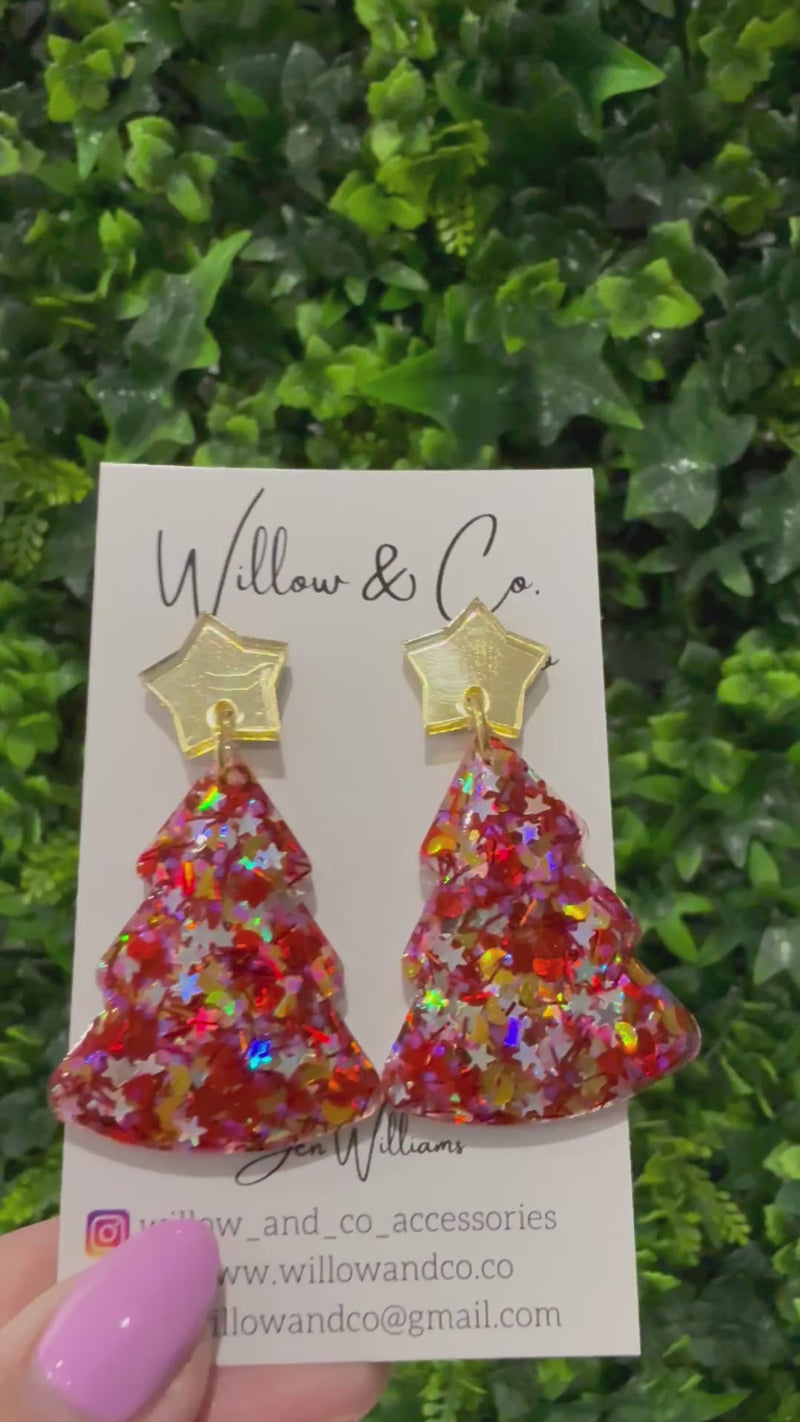 Large Christmas Tree Dangles Wonderland