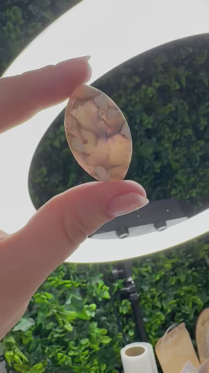 Large Dangle Smokey Sandstone