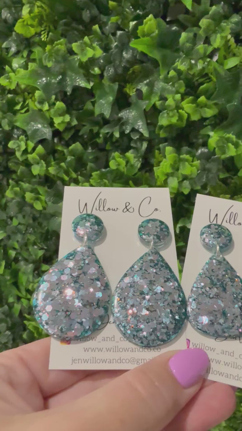 Large Dangle SeaFoam Glow