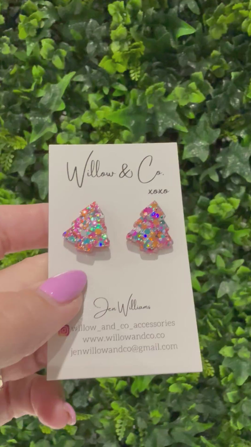 2cm Christmas Tree Studs Merry Bright