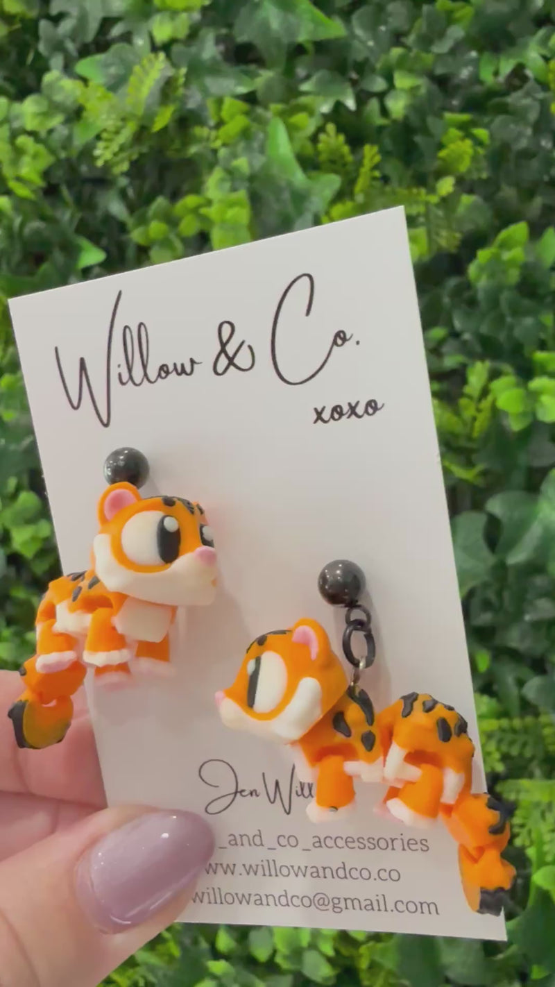3D Tiger Dangle
