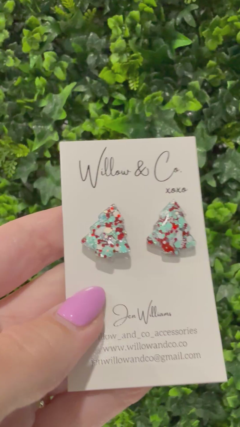 2cm Christmas Tree Stud Peppermint Pop